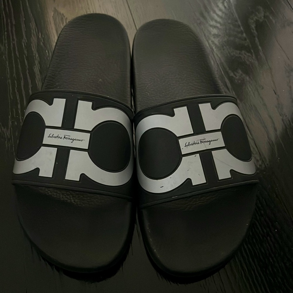 Ferragamo Slides